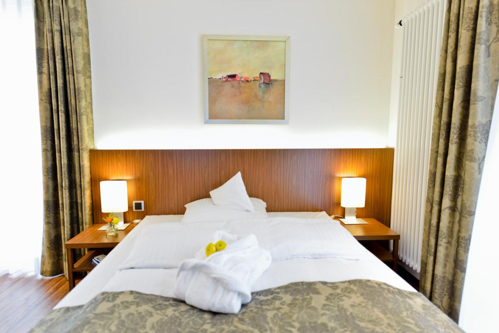 Hotel Klostergarten كيفالير المظهر الخارجي الصورة