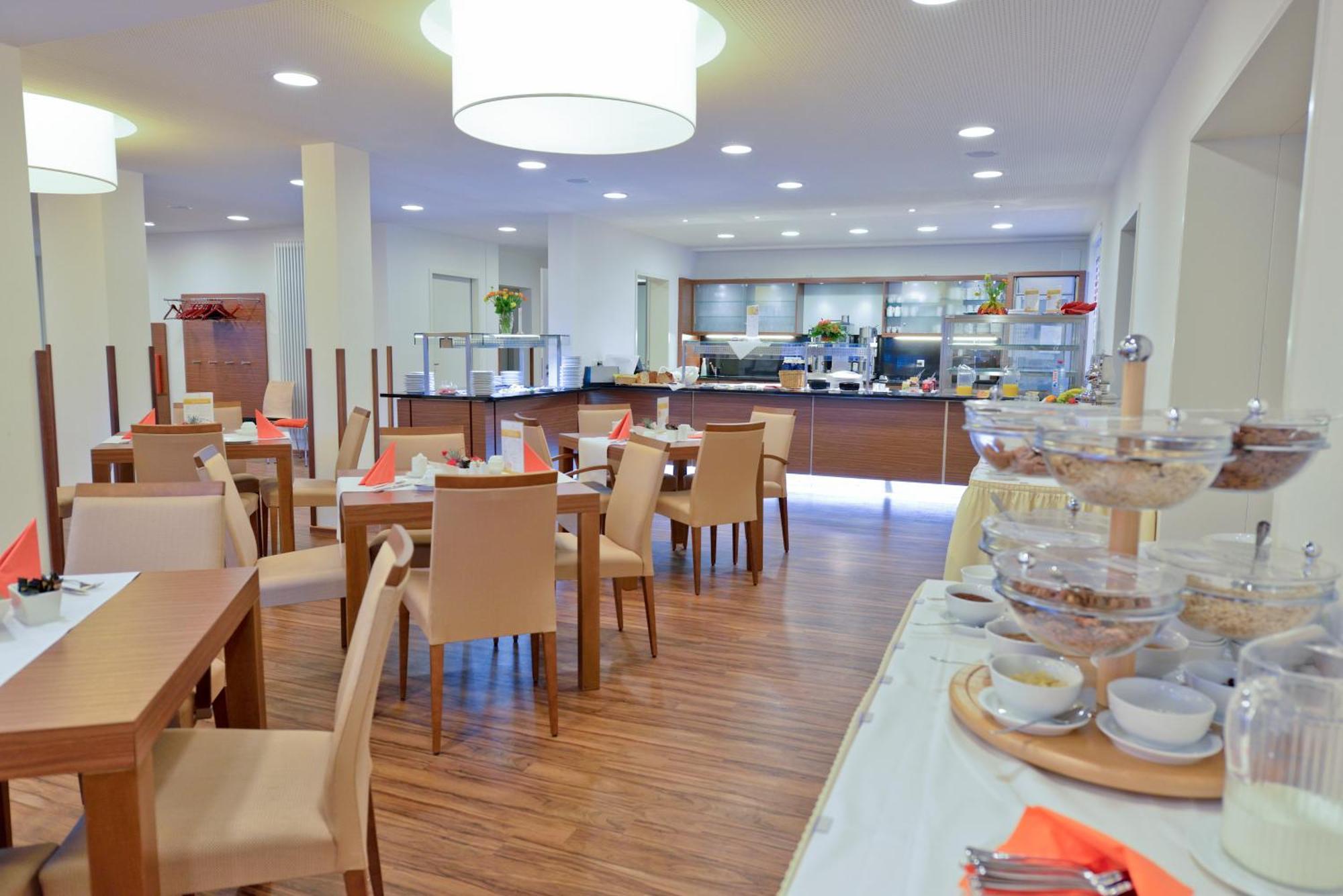 Hotel Klostergarten كيفالير المظهر الخارجي الصورة